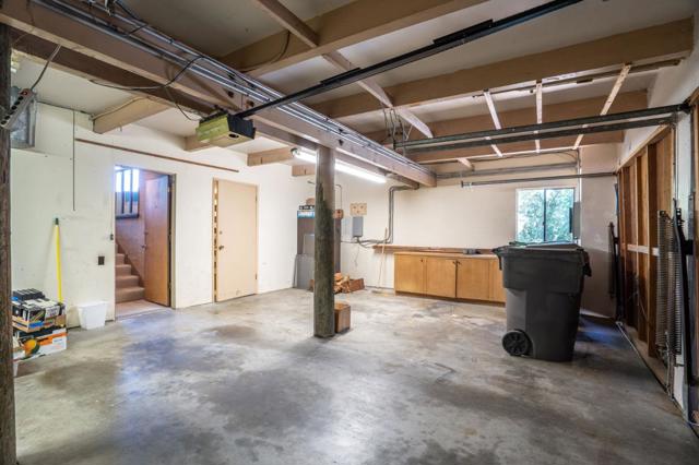 45 Ranch Road, Woodside CA: https://media.crmls.org/mediaz/d14924b3-d090-4b4e-875e-14af10c8f95f.jpg