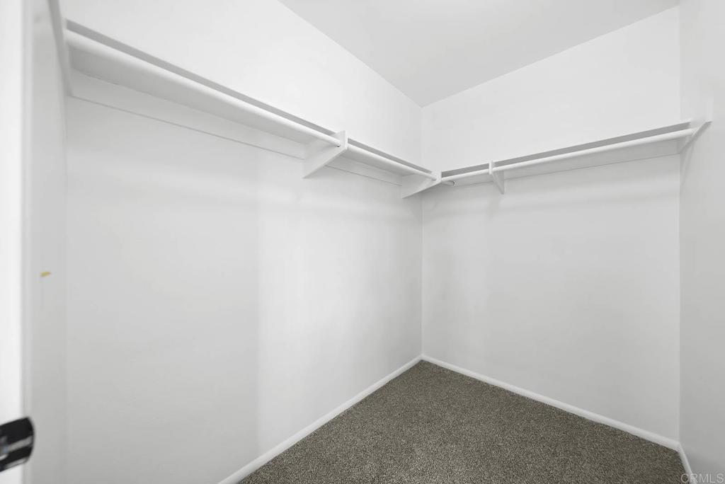 https://media.crmls.org/mediaz/d14aa9e4-79ad-4120-8dee-b731f66d8a80.jpg?preset=X-Large