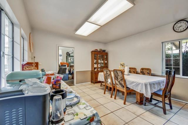 7 Lindbergh Street, San Mateo CA: https://media.crmls.org/mediaz/d14b2ed2-8d45-4fe2-9bda-4d2408db3693.jpg