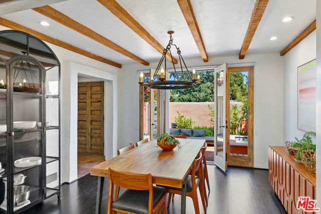 331 S Medio Drive, Los Angeles CA: https://media.crmls.org/mediaz/d14c0eca-aa65-4bec-8496-982d140befc9.jpg