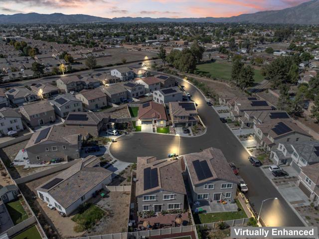 Detail Gallery Image 3 of 42 For 1788 Iris Cir, San Jacinto,  CA 92583 - 3 Beds | 2 Baths