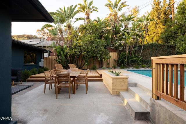 5452 Mt. Helena Avenue, Los Angeles CA: https://media.crmls.org/mediaz/d14e393b-fbec-48af-9b63-259b4baa2451.jpg