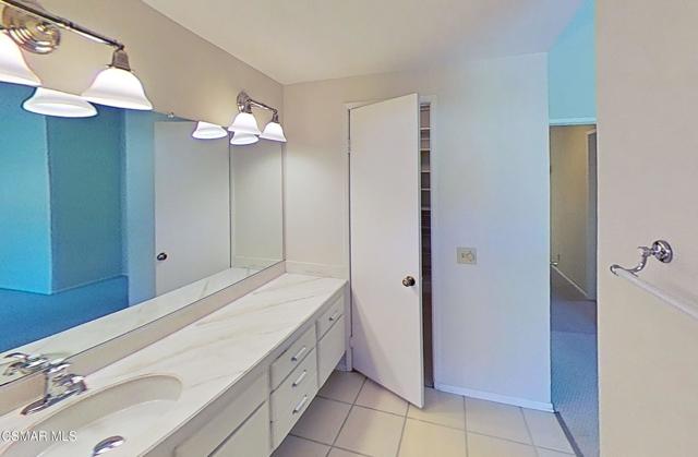 205 Larkhill Street, Thousand Oaks CA: https://media.crmls.org/mediaz/d14e9c0c-7960-4029-8df5-86d73a98affa.jpg