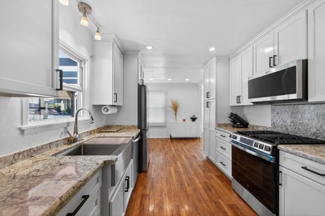 Detail Gallery Image 24 of 48 For 1532 Broadway, El Cajon,  CA 92021 - 3 Beds | 2 Baths