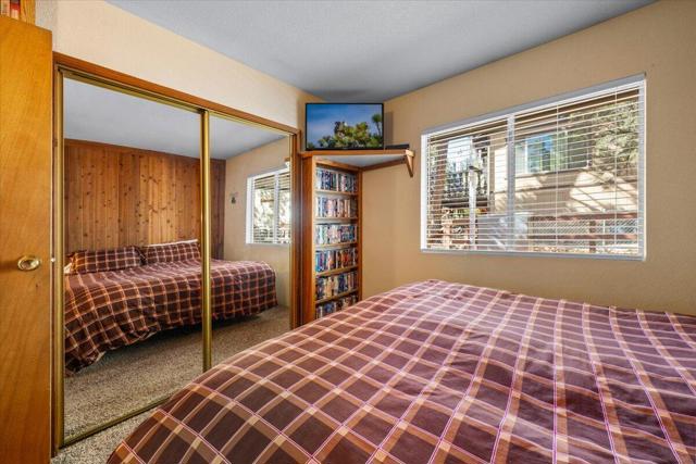 1093 Snow Ridge Road, Big Bear CA: https://media.crmls.org/mediaz/d14f98bb-9780-460d-b71e-ee7e94834ebb.jpg