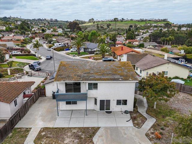5356 Malcolm St, Oceanside CA: https://media.crmls.org/mediaz/d14fe3b0-705f-42d2-ab48-bd04f5534f56.jpg