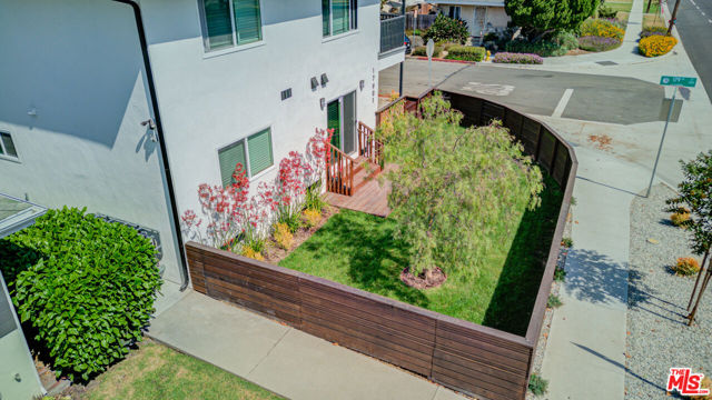 Image 4 of 29 For 17901 Crenshaw Boulevard