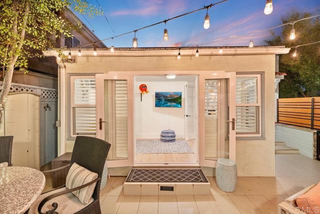 818 7th Street, Coronado CA: https://media.crmls.org/mediaz/d150839b-da72-4447-9005-9dca2c1de115.jpg