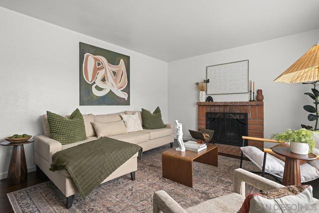 11394 Pegasus Ave, San Diego CA: https://media.crmls.org/mediaz/d1509686-2ef7-43be-adbd-a7d485cc3602.jpg