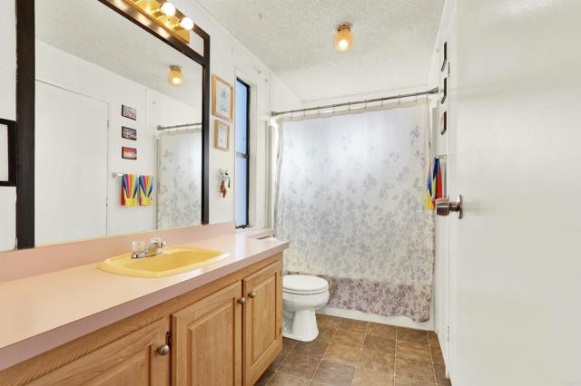 Detail Gallery Image 13 of 29 For 2750 Wheatstone St #203,  San Diego,  CA 92111 - 3 Beds | 2 Baths