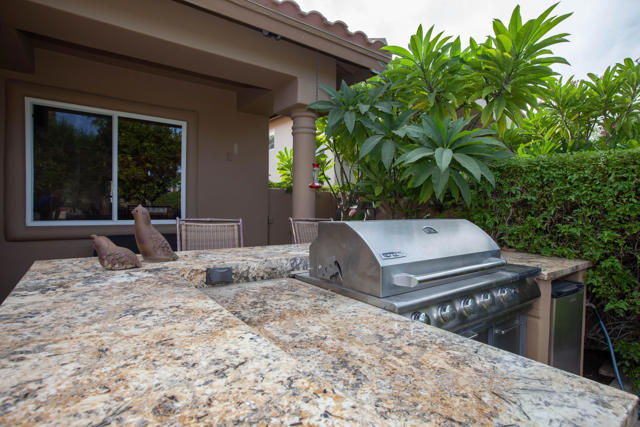 79620 Rancho La Quinta Drive, La Quinta CA: https://media.crmls.org/mediaz/d150eb48-91da-46b0-b72a-38f2ad23ab48.jpg