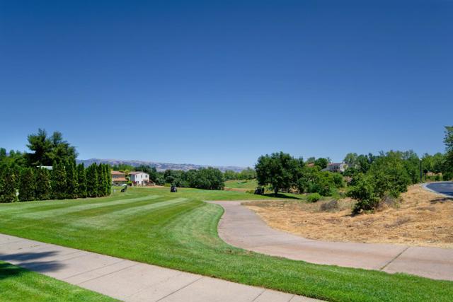7160 Eagle Ridge Drive, Gilroy CA: https://media.crmls.org/mediaz/d151d750-c1f5-4aa1-ad8f-5500ca4ae1cc.jpg