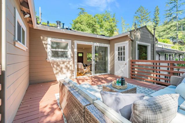 25 Overlake Court, Oakland CA: https://media.crmls.org/mediaz/d151db39-812c-4592-9c9f-6c19e7f08626.jpg