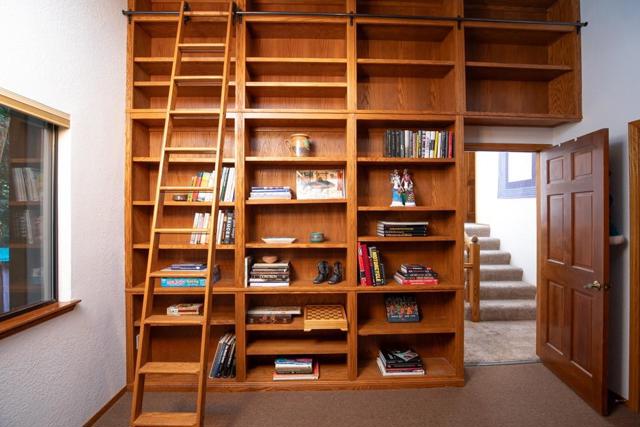350 Aurora Road, Soquel CA: https://media.crmls.org/mediaz/d1530da8-8b02-46a0-b842-318c9547ca91.jpg