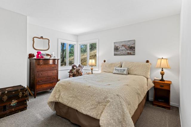 13700 Sycamore Drive, Morgan Hill CA: https://media.crmls.org/mediaz/d1549fa9-3407-454c-8a96-eb421c3941b3.jpg