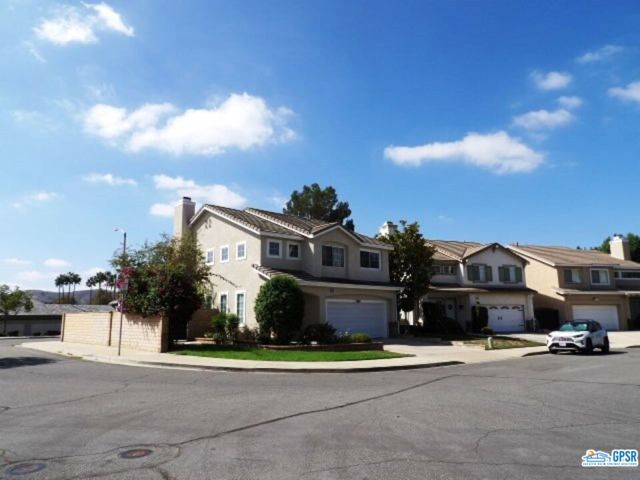 2703 TITANIA Place photo 2