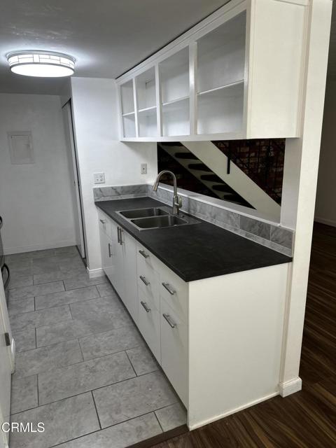 Detail Gallery Image 7 of 14 For 1177 Saratoga Ave, Ventura,  CA 93003 - 2 Beds | 1 Baths