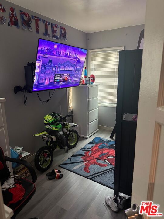 10613 Haas Avenue, Los Angeles CA: https://media.crmls.org/mediaz/d1555f4f-cd49-4130-ab90-44c6bfbecf0e.jpg
