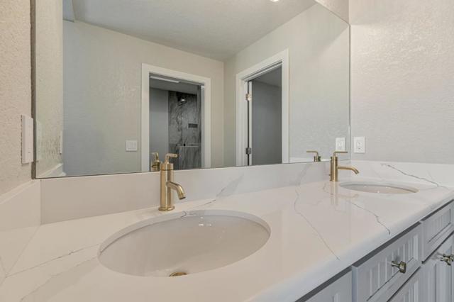 700 Duffin Drive, Hollister CA: https://media.crmls.org/mediaz/d1557fa5-3d85-40ff-a4f6-6fc647fcfbc2.jpg