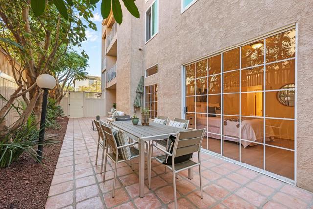 Detail Gallery Image 25 of 38 For 521 Arbor Dr #105,  San Diego,  CA 92103 - 2 Beds | 2/1 Baths