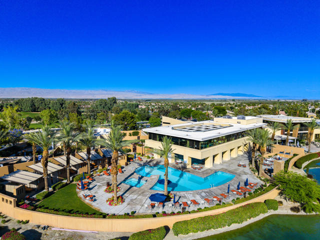 81290 Barrel Cactus Road, La Quinta CA: https://media.crmls.org/mediaz/d157fd68-26c0-40a9-8887-db2f54d77cf4.jpg