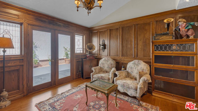 1242 Angelo Drive photo 43
