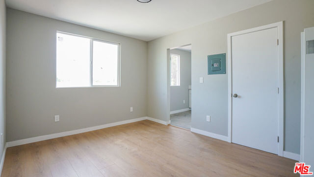 10412 S Figueroa Street, Los Angeles CA: https://media.crmls.org/mediaz/d15cdf3b-0235-49e3-aadd-7c73cfdf812c.jpg