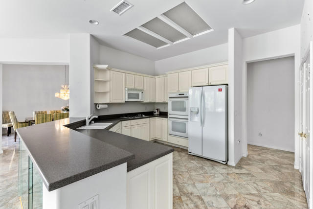 78368 Sunrise Canyon Avenue, Palm Desert CA: https://media.crmls.org/mediaz/d15ceb28-8c3d-4f30-a528-d7176884b7a7.jpg
