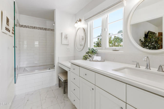 Detail Gallery Image 51 of 75 For 2296 Applewood Ln, Camarillo,  CA 93012 - 5 Beds | 4/1 Baths