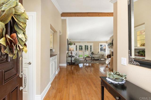 Detail Gallery Image 5 of 40 For 2028 Columbus Way, Vista,  CA 92081 - 2 Beds | 2 Baths