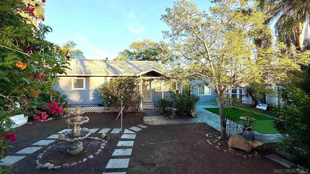 2315 Berry St, Lemon Grove CA: https://media.crmls.org/mediaz/d15f1557-db33-4e0b-abdd-a0217a3c0a08.jpg