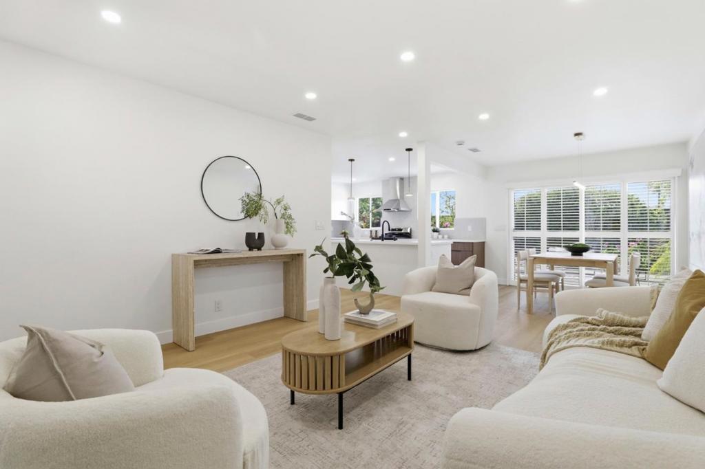 2637 Coit Drive