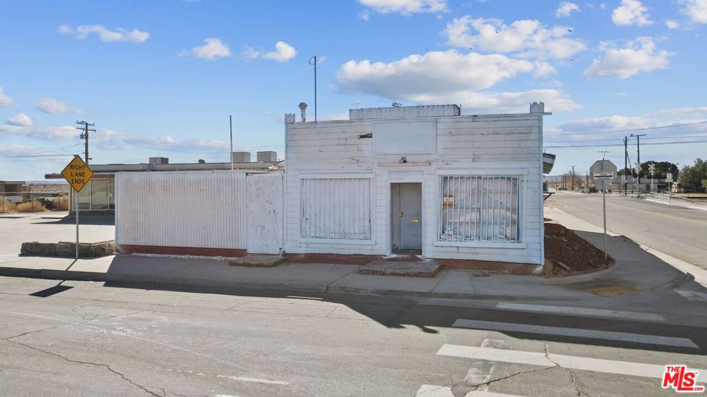 27000 Twenty Mule Team Road, Boron, CA 93516