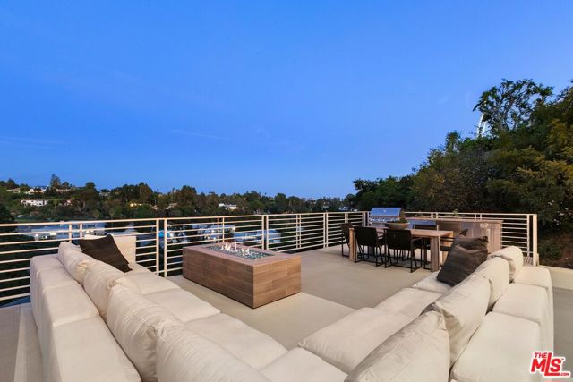 Drew Fenton | 1490 San Remo Drive Pacific Palisades CA | MLS: 6451876