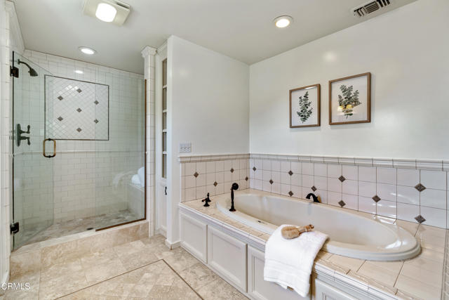 Detail Gallery Image 32 of 45 For 3642 Yorkshire Rd, Pasadena,  CA 91107 - 3 Beds | 2/1 Baths