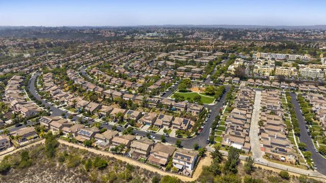 1438 Carneros Valley St, Chula Vista CA: https://media.crmls.org/mediaz/d1658174-5724-403c-93b8-c9becd54ddd9.jpg