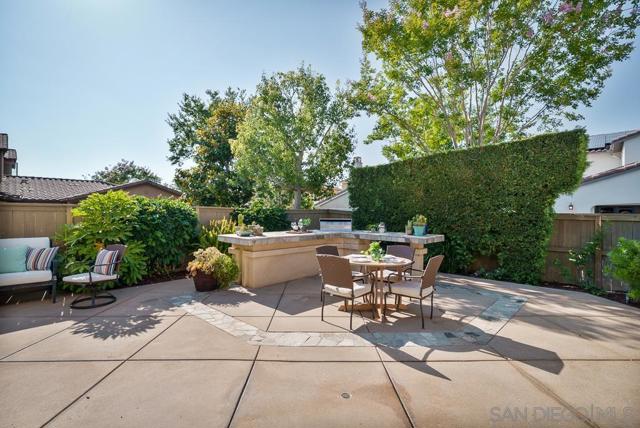 15820 Paseo Del Sur, San Diego CA: https://media.crmls.org/mediaz/d16594b7-033f-47b8-aa24-76276138aa2f.jpg