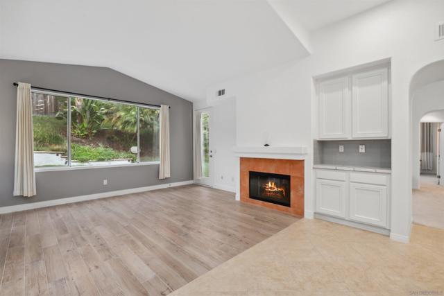 6660 Curlew Ter, Carlsbad CA: https://media.crmls.org/mediaz/d165aaae-80ff-4aea-8c46-911e443fe0f8.jpg
