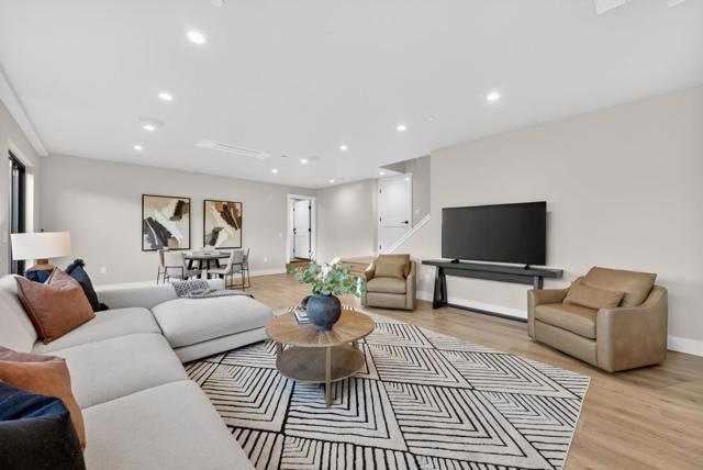 230 Fern Rock Way, Boulder Creek CA: https://media.crmls.org/mediaz/d16a6720-c3d4-4f28-8386-3c2bc860cbb5.jpg