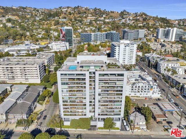 1100 Alta Loma Road, West Hollywood CA: https://media.crmls.org/mediaz/d16a7221-3fbc-4607-ac79-9ae3b7cc194c.jpg