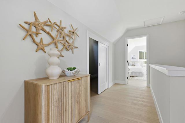 324 Glencourt Way, Pacifica CA: https://media.crmls.org/mediaz/d16a72d1-1376-45b0-99e0-7d31ba3f2f92.jpg