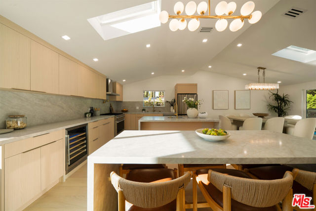 20877 Kelvin Place photo 6