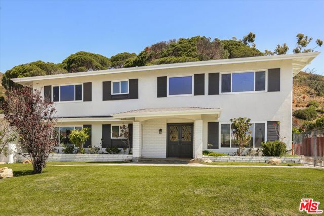 18053 Blue Sail Drive photo 4