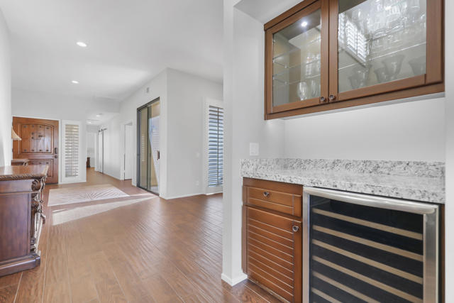 54801 Inverness Way, La Quinta CA: https://media.crmls.org/mediaz/d16ab7c0-275e-4c14-8ed9-8b32ef5aafca.jpg