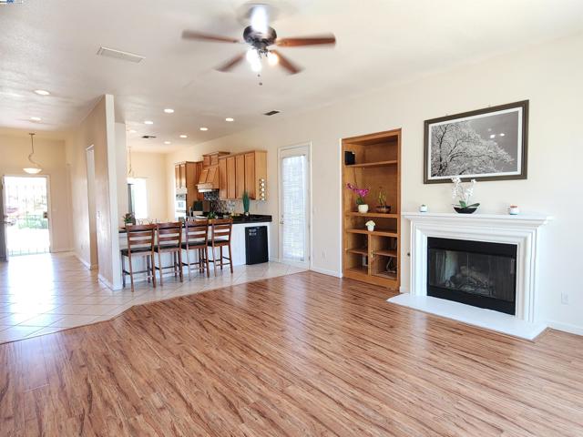 Image 5 of 21 For 7951 Marla Way