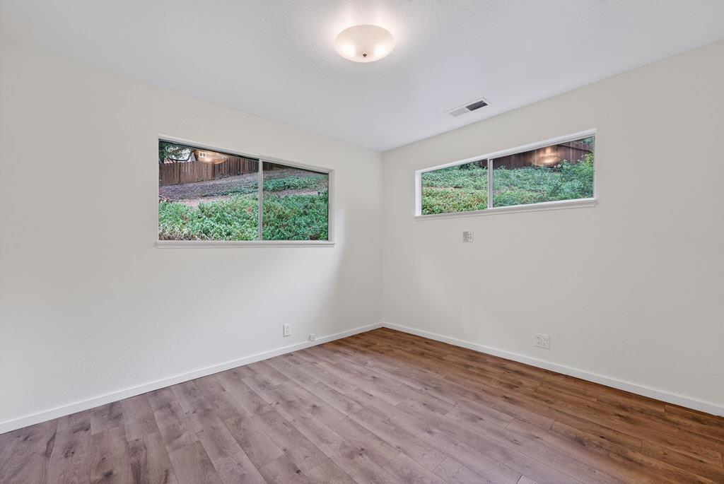 https://media.crmls.org/mediaz/d16c6d37-d218-4d05-913a-ed65d06c53b5.jpg?preset=X-Large