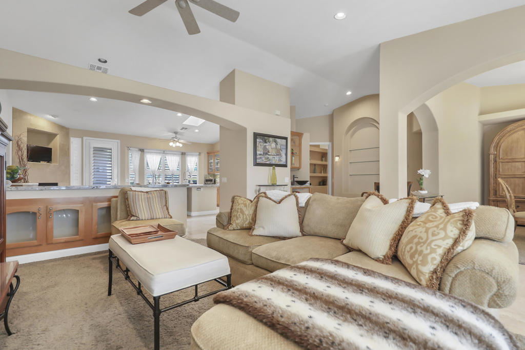 MLS #219136122DA image #4