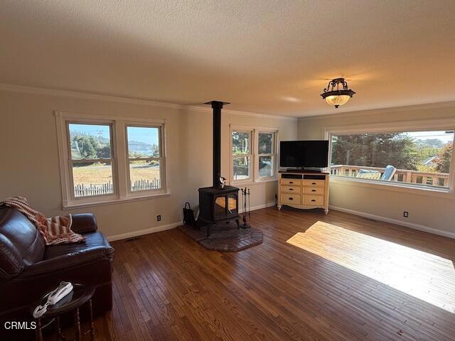 44700 Jackson Street, Mendocino CA: https://media.crmls.org/mediaz/d16d4fbe-2b4b-4a66-af0b-6f67490f307d.jpg