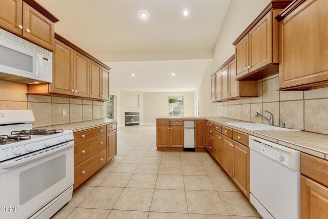 Detail Gallery Image 27 of 57 For 5840 Citrus Ave, Whittier,  CA 90601 - 4 Beds | 2/1 Baths