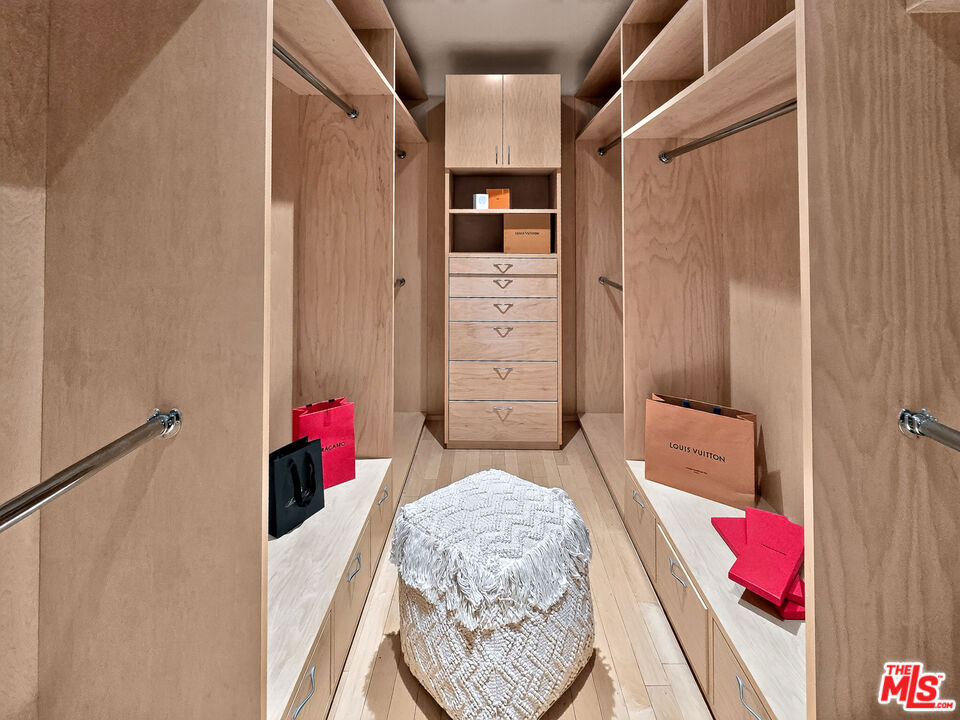 MLS #26987223 image #29